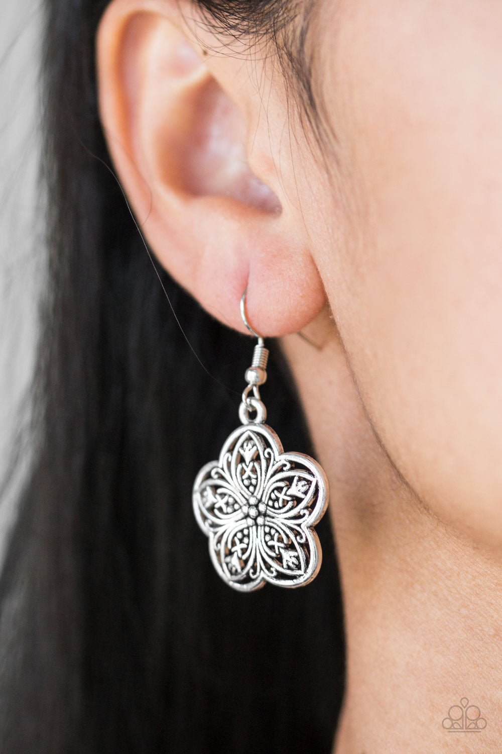 Garden Groove - Silver - HTO Bling